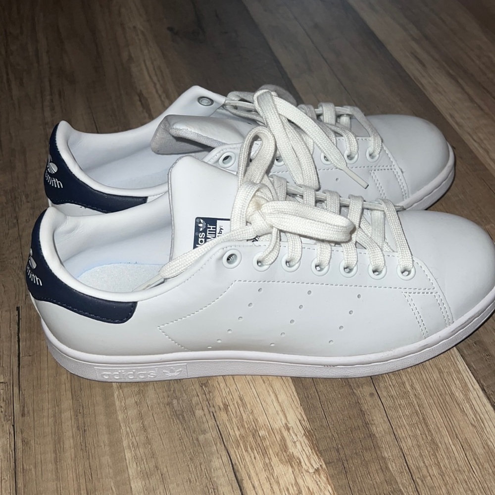 STAN SMITH ADIDAS worn 3x too big for me